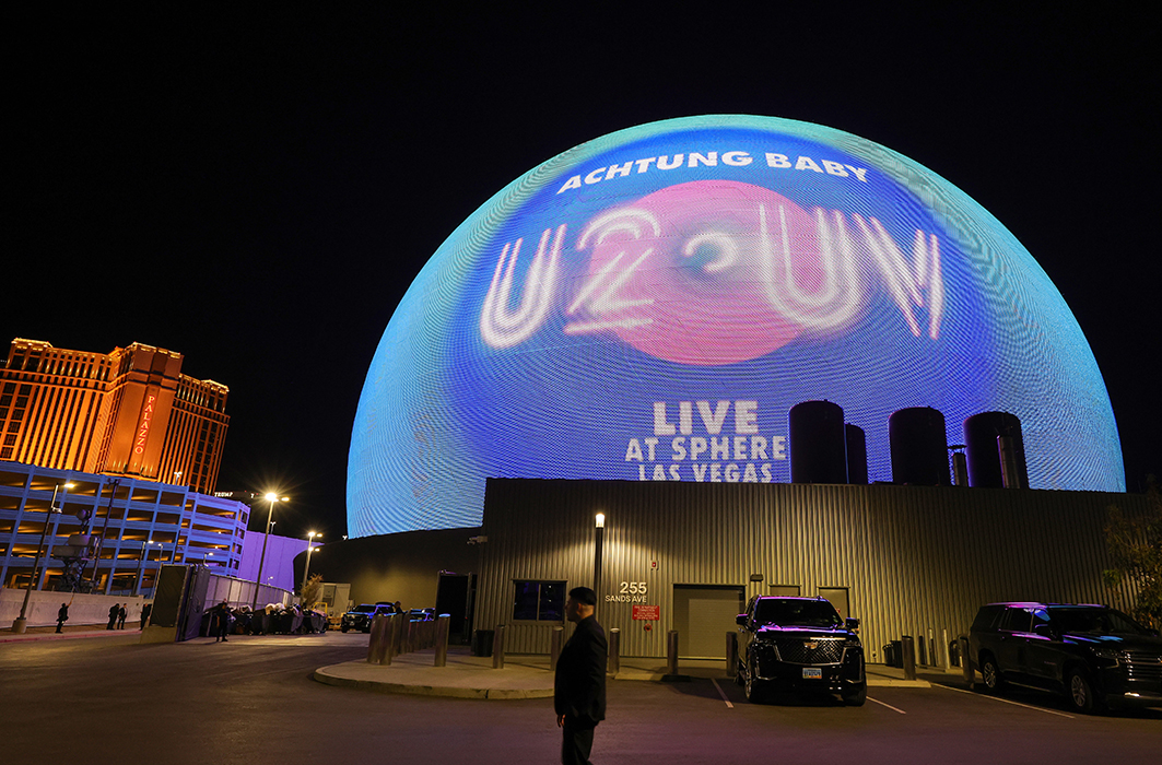 Une annonce des spectacles de U2 affichée sur la Sphere.