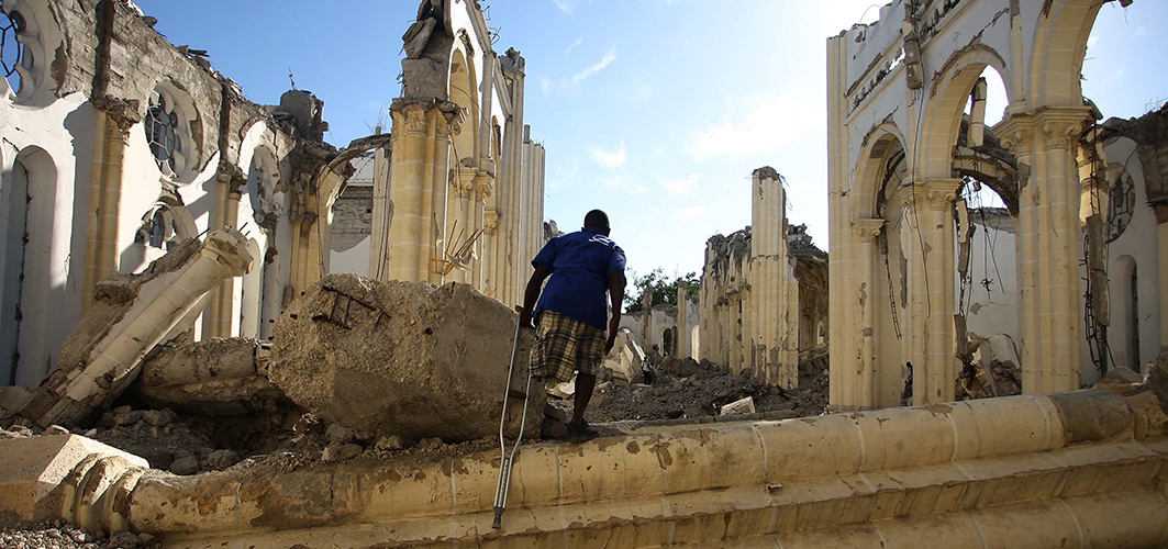 Des décombres suite au tremblement de terre de 2010 en Haïti.