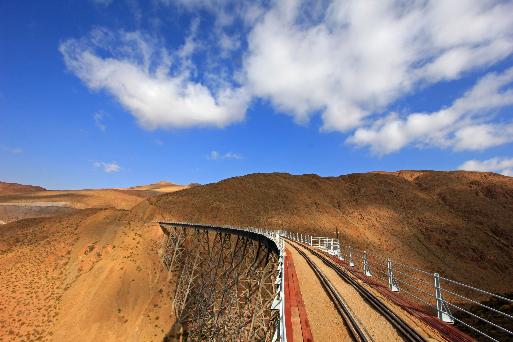 Le train pour les nuages est un chemin de fer bien connu en Argentine.