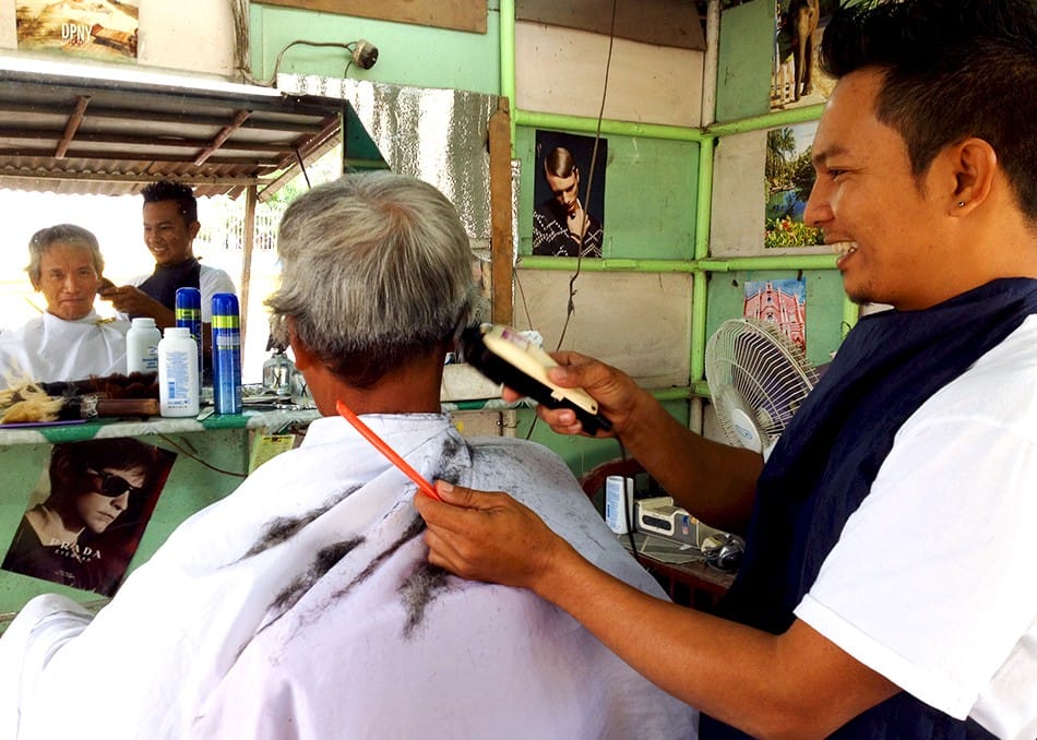 Chez le coiffeur