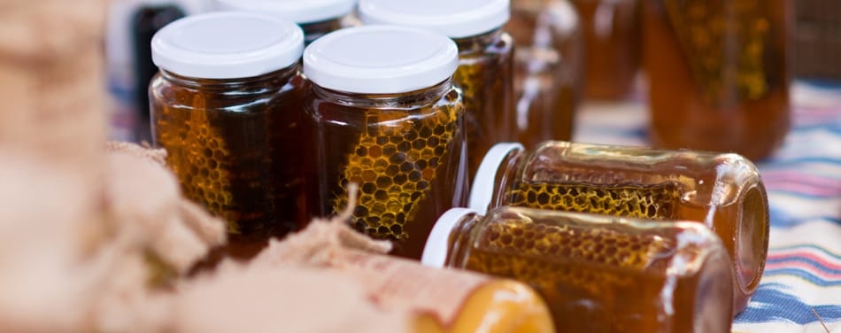 Le miel local, un remède efficace pour les allergies? 