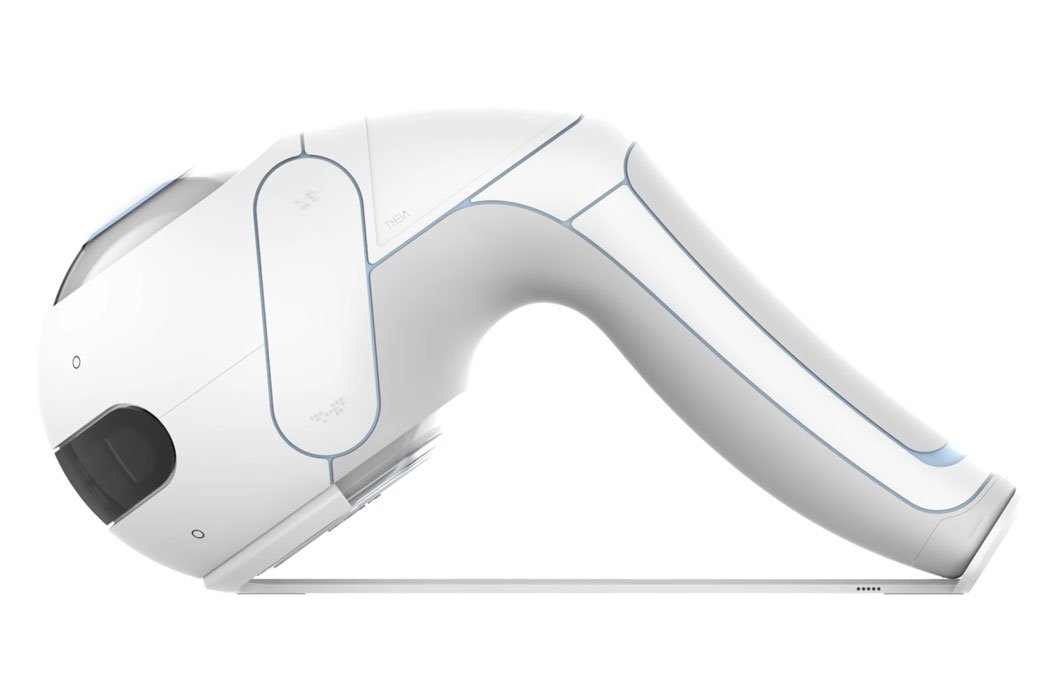 Theia est ni plus ni moins qu'un chien-guide robotisé.