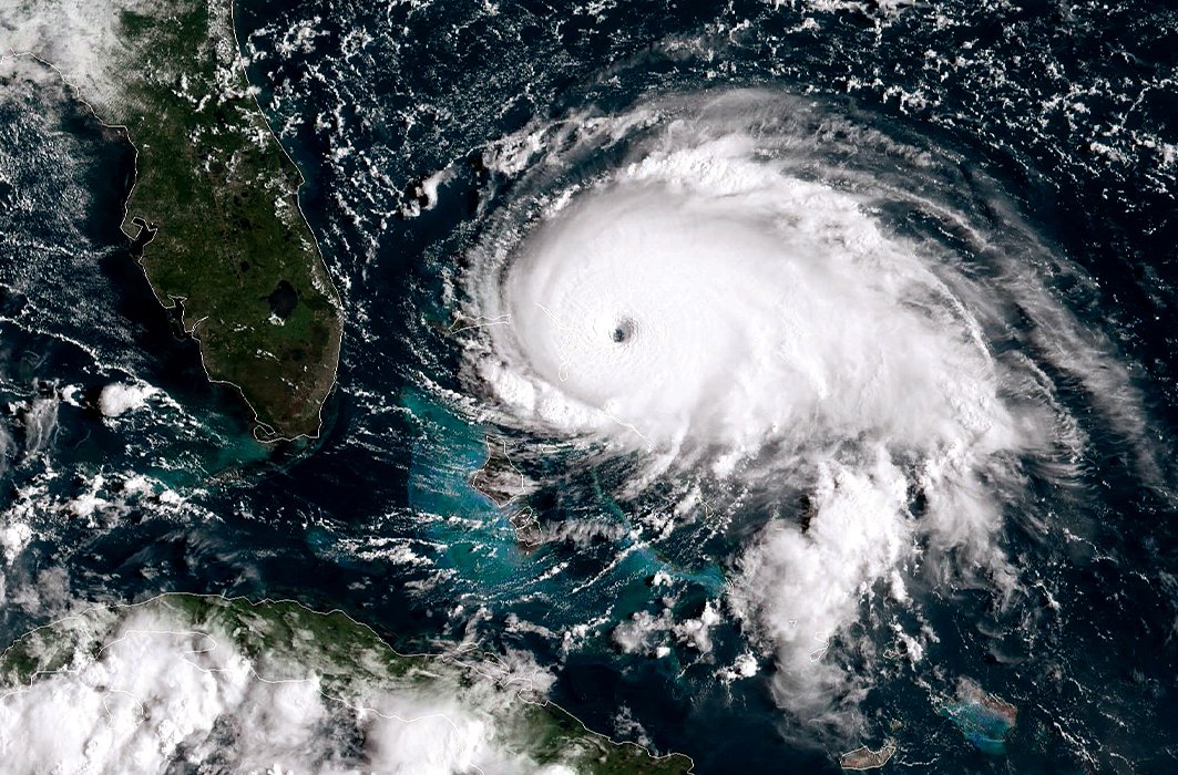 Vue satellite de l'ouragan Dorian Vue satellite de l'ouragan Dorian