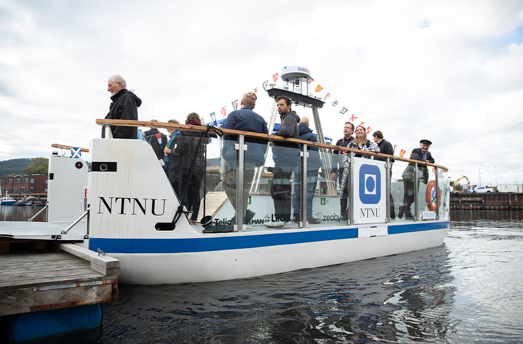 Le traversier autonome de la NTNU. Le traversier autonome de la NTNU.