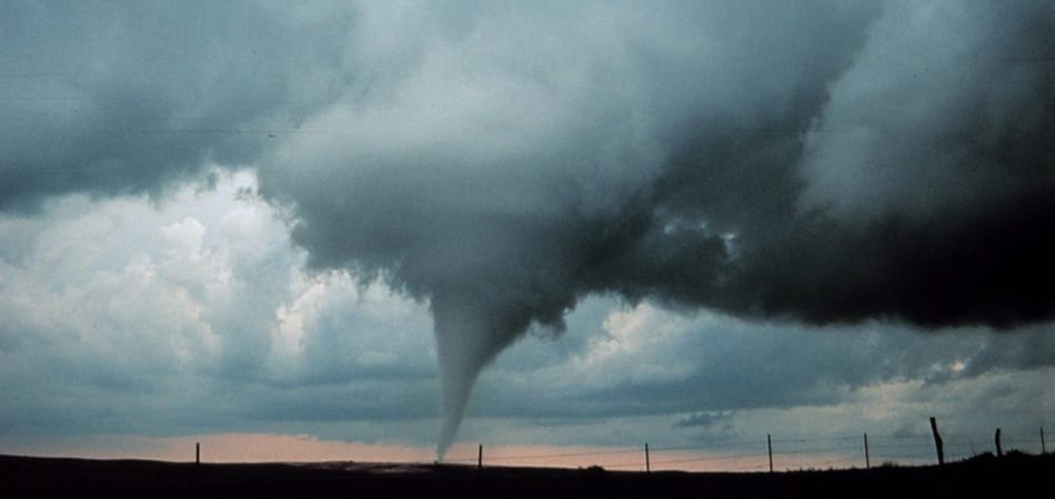 Embouteillage de chasseurs de tornades